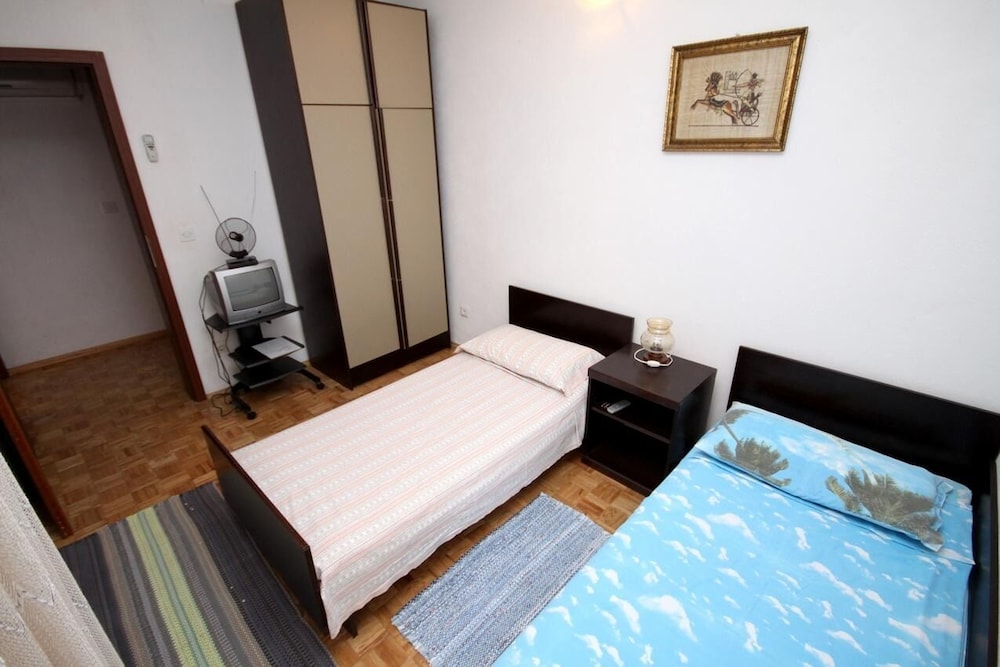 Apartment (Jagoda - next to the sea - B2(2+2)) photo 1