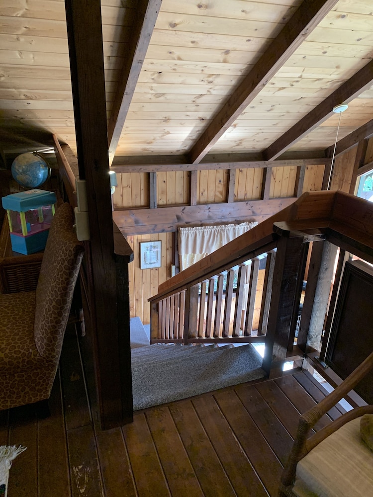 Family Room (Hale Kaimana) photo 2
