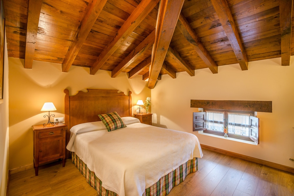 Traditional Double Room, 2 Bedrooms photo 2
