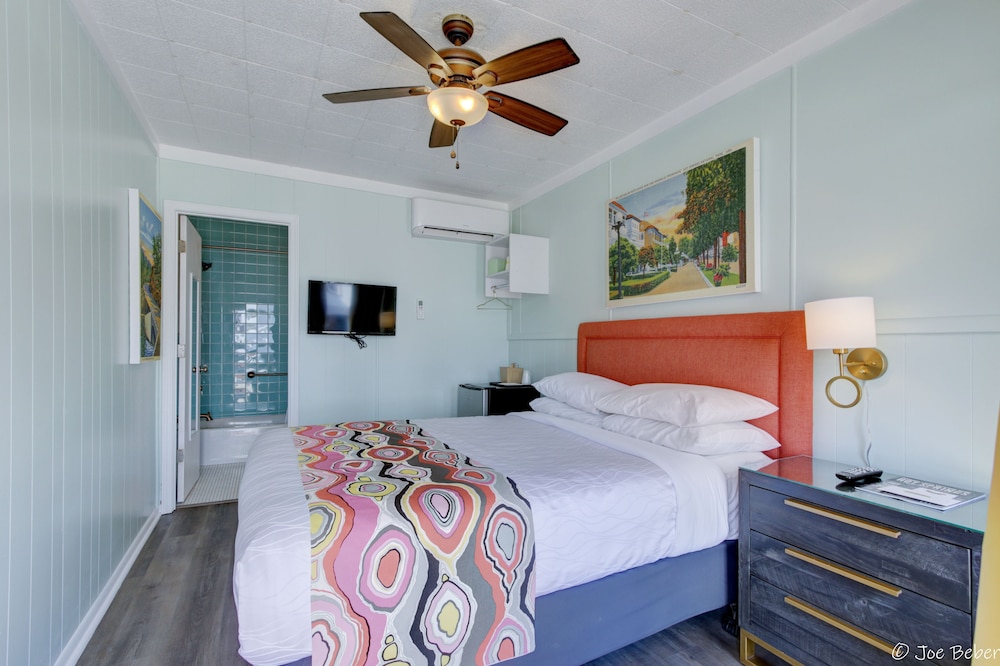 Classic Room, 1 Queen Bed, Non Smoking photo 1