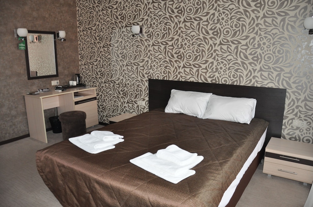 Standard Double Or Twin Room photo 3
