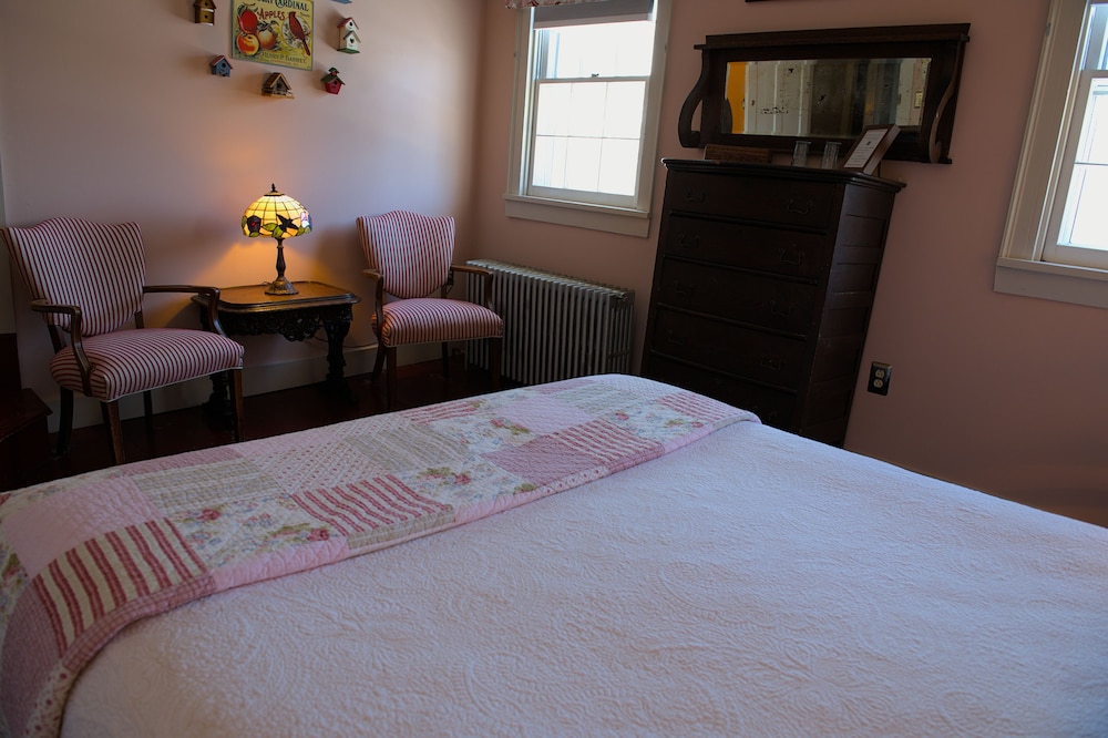 Room, Private Bathroom (Bird Room) photo 2
