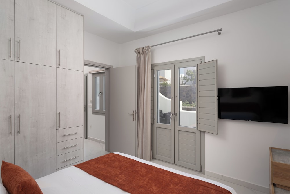 Elite Two Bedroom Villa with Plunge Pool - Photo 5