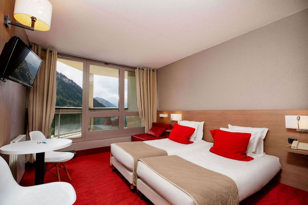Twin Room, Balcony (2 persons) photo 3