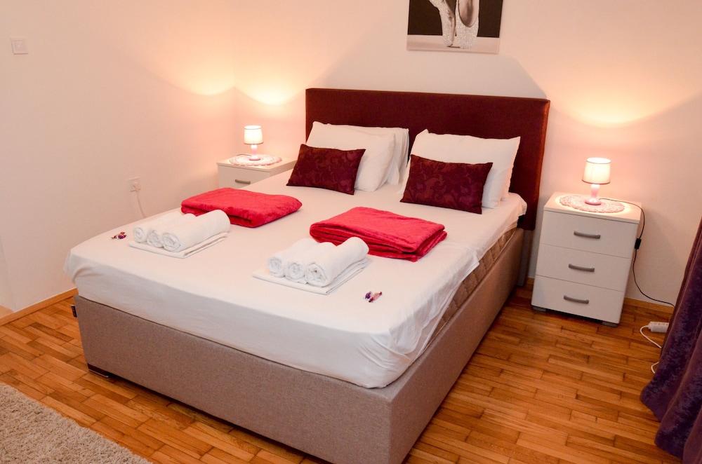 Comfort Apartment photo 1
