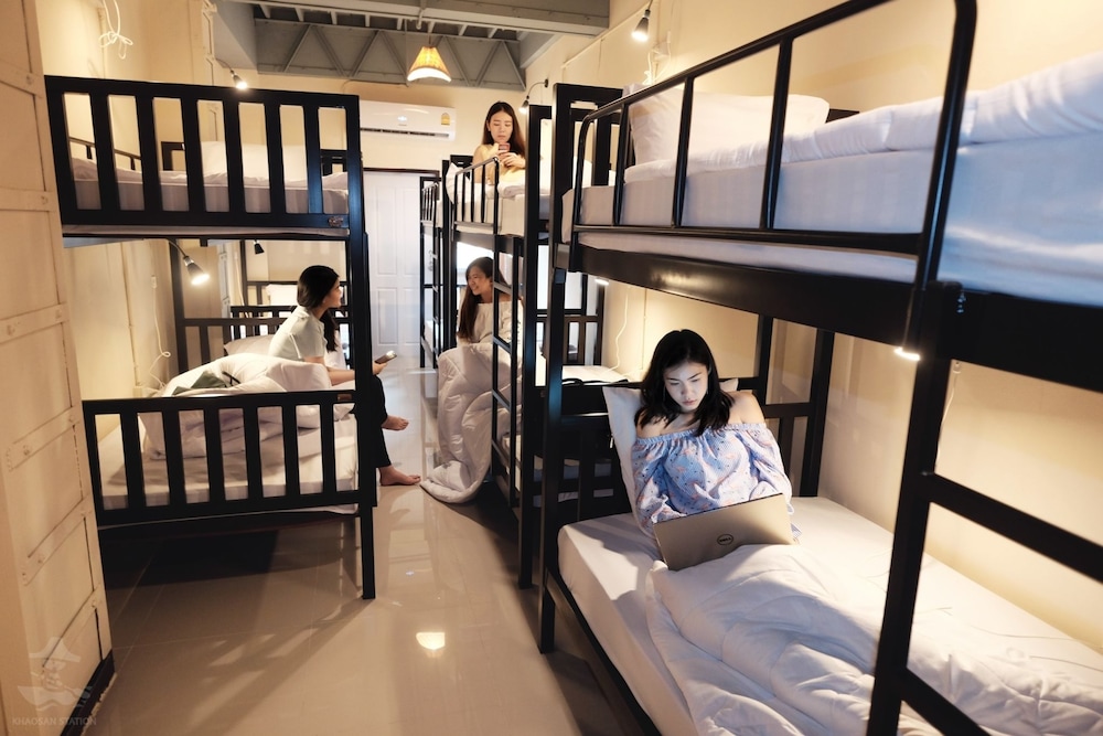 10-Bed Mixed Dormitory photo 2