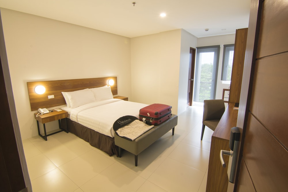 Deluxe Double Room - Photo 1