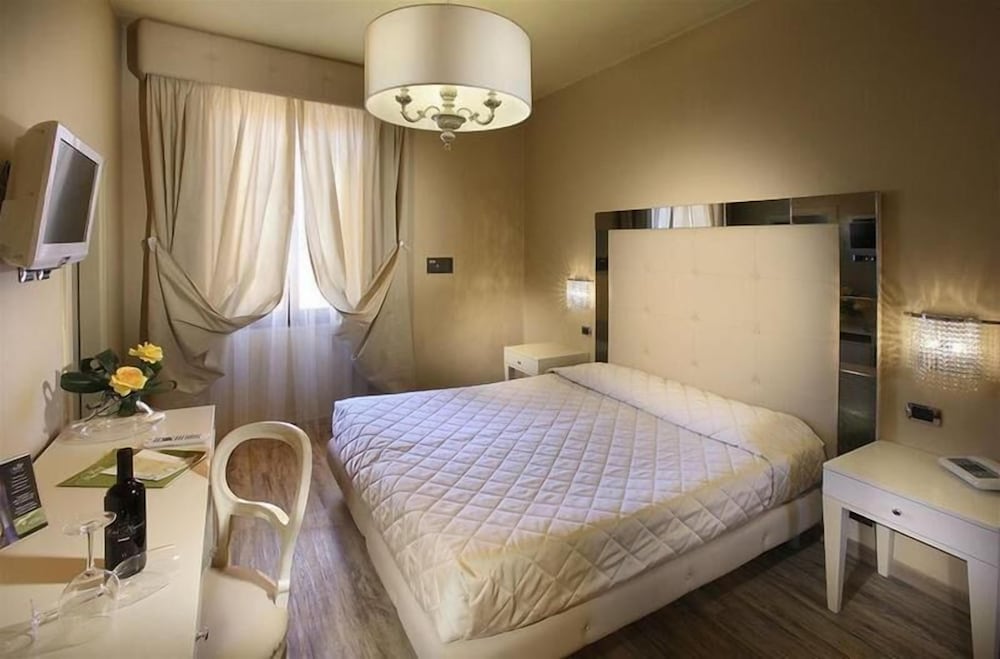 Superior Double or Twin Room photo 1