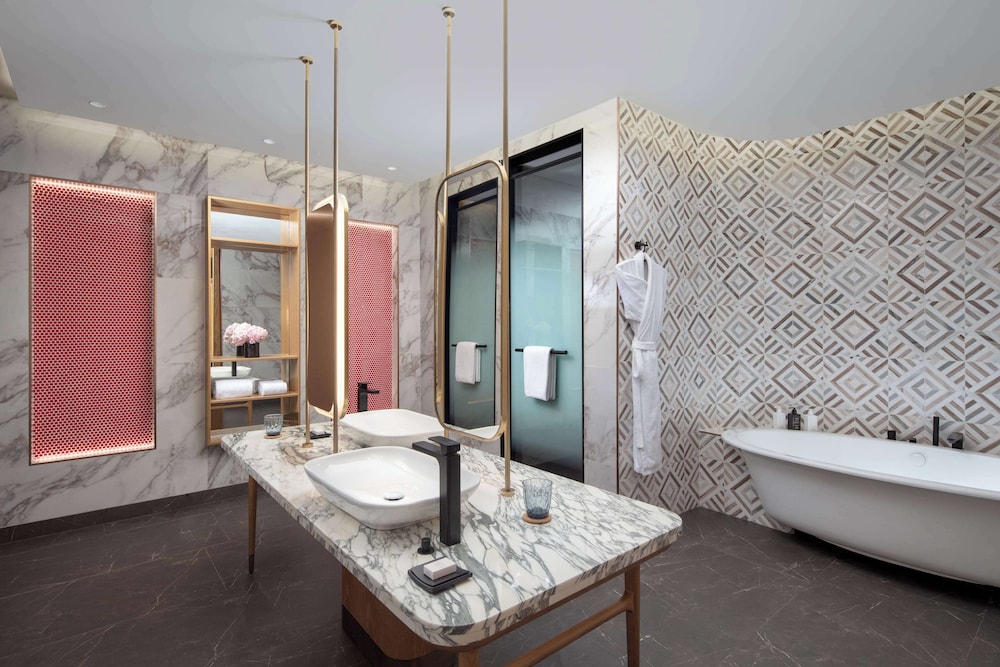 Executive Suite (Andaz) - Photo 8