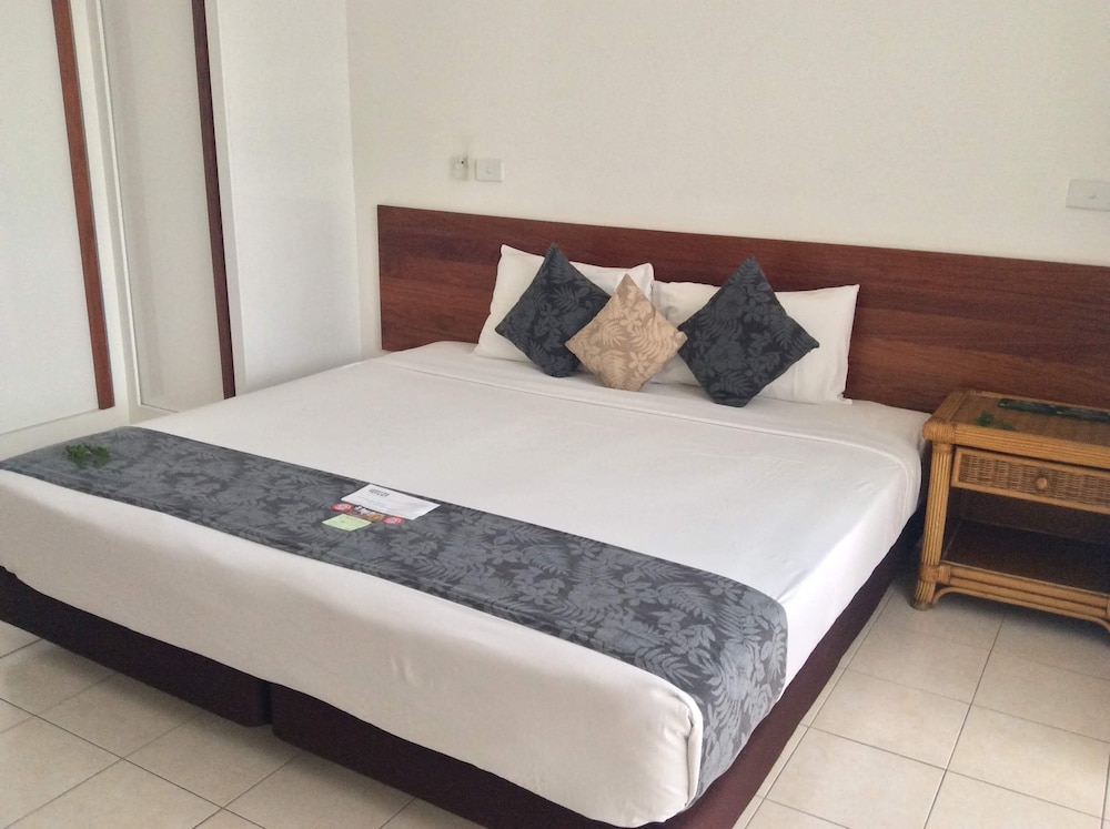 1 Bedroom Hibiscus Apartment - Photo 5
