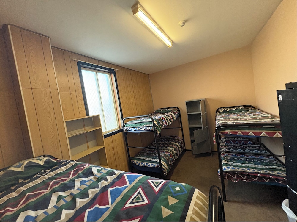 Basic Shared Dormitory, Women only, Non Smoking photo 2
