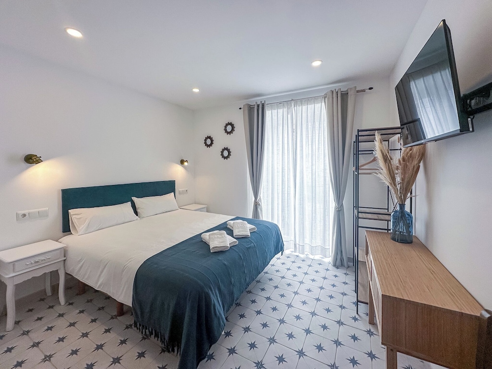 Deluxe Double Room, Balcony photo 2