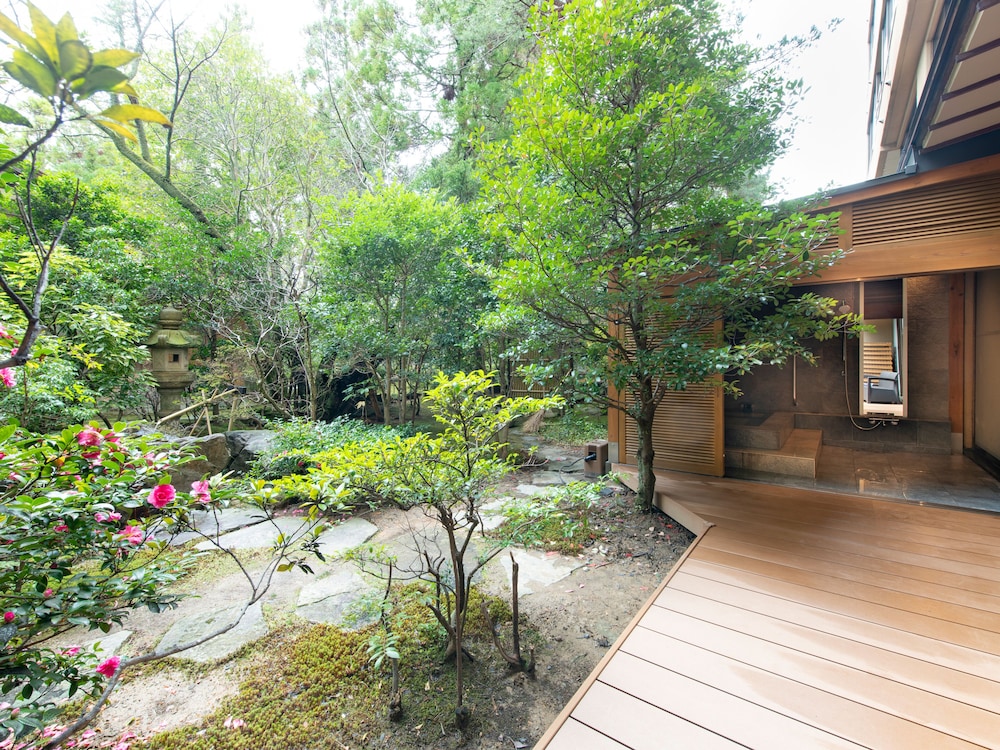 Japanese Western Style Suite non smoking photo 3