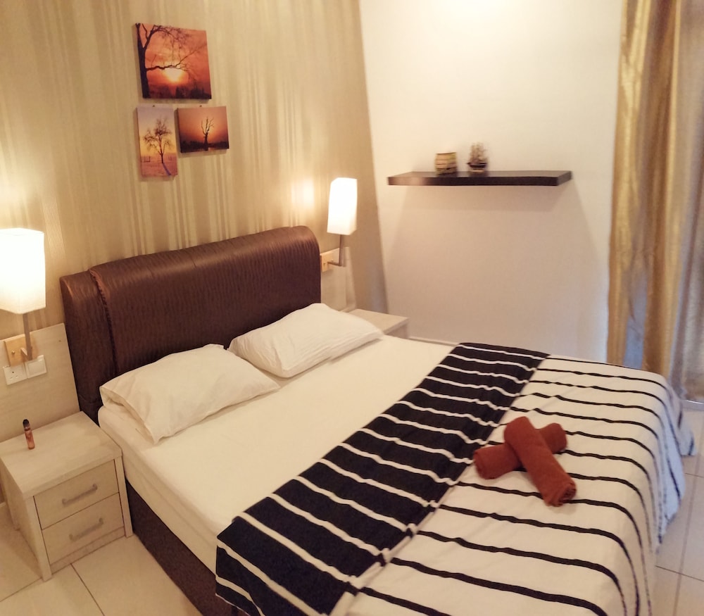3 Bedrooms 1049 Sqf