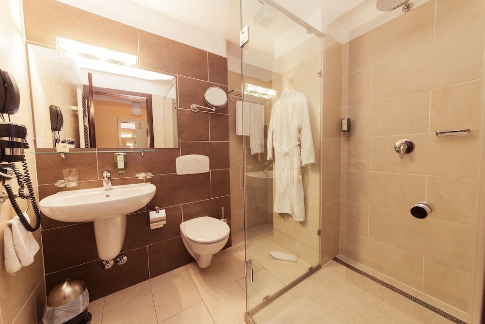 Business Double Room photo 3