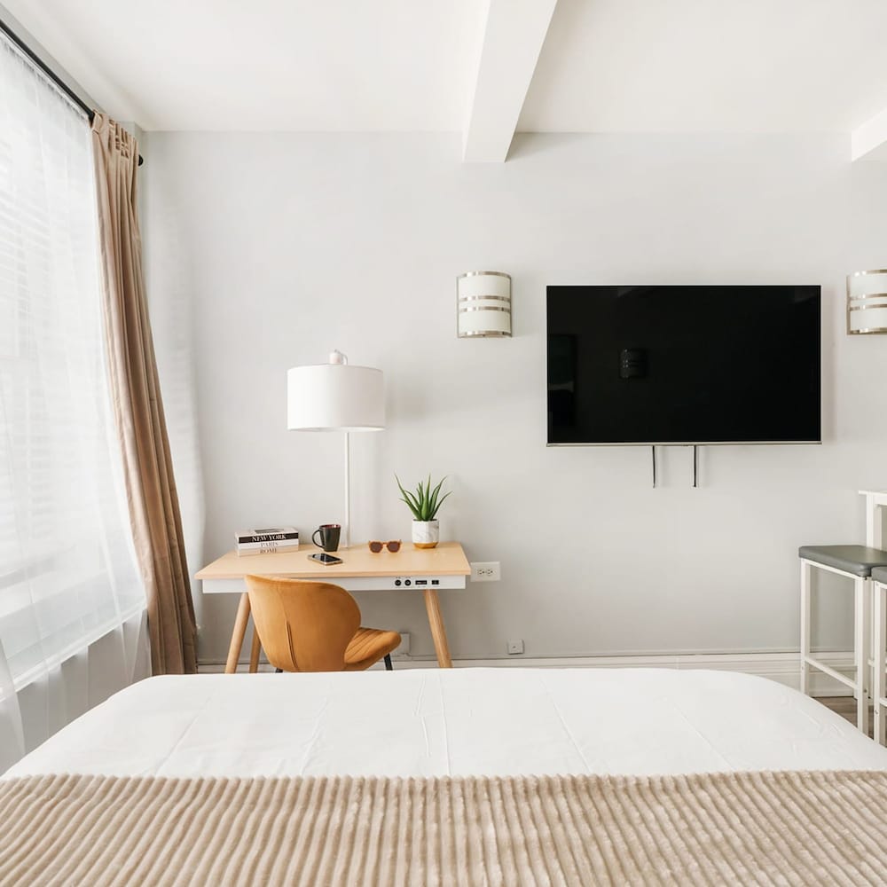 Apartment photo 2