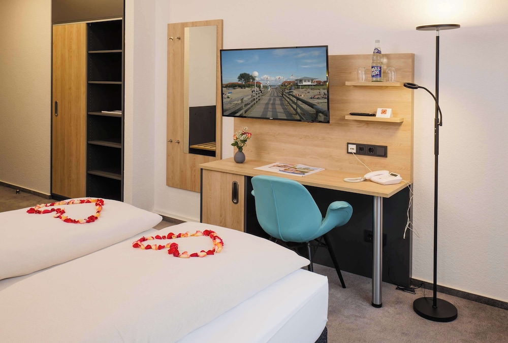 Deluxe Room, 2 Twin Beds - Photo 5