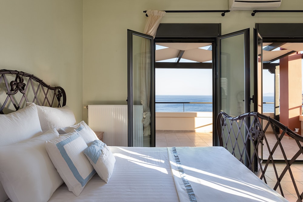 Grand Villa photo 3