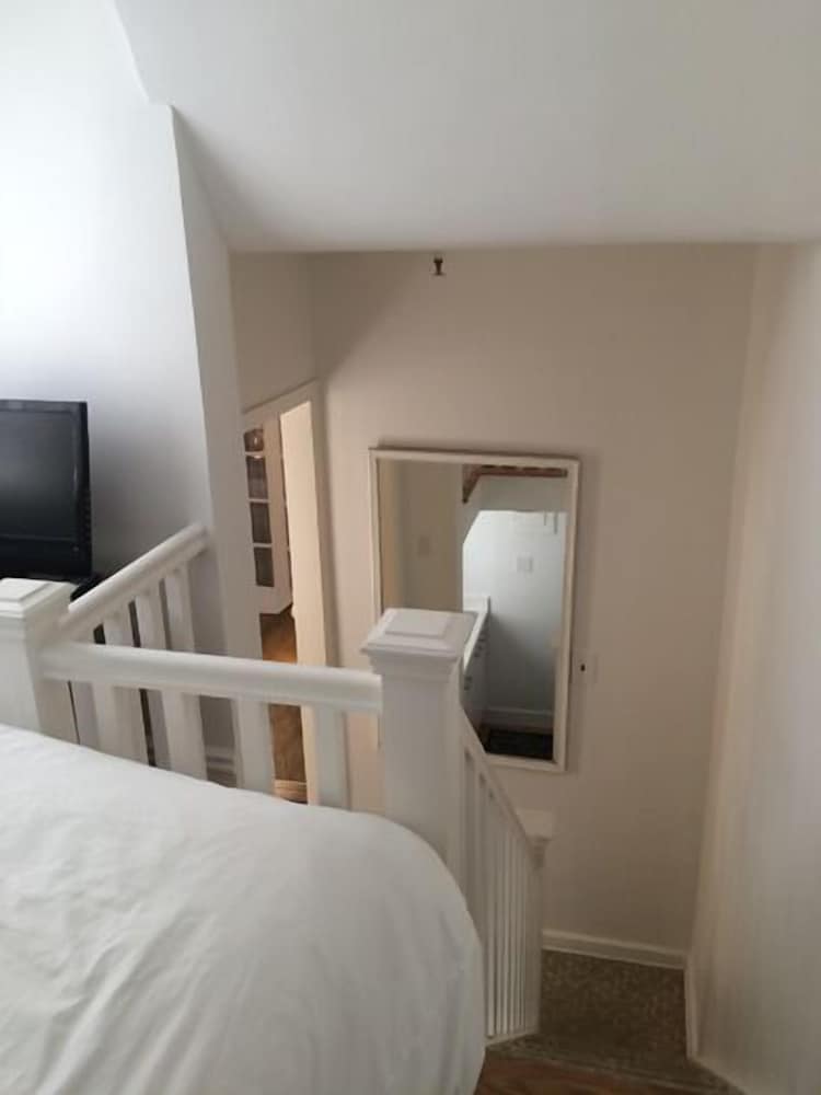 Bishop Suite photo 3