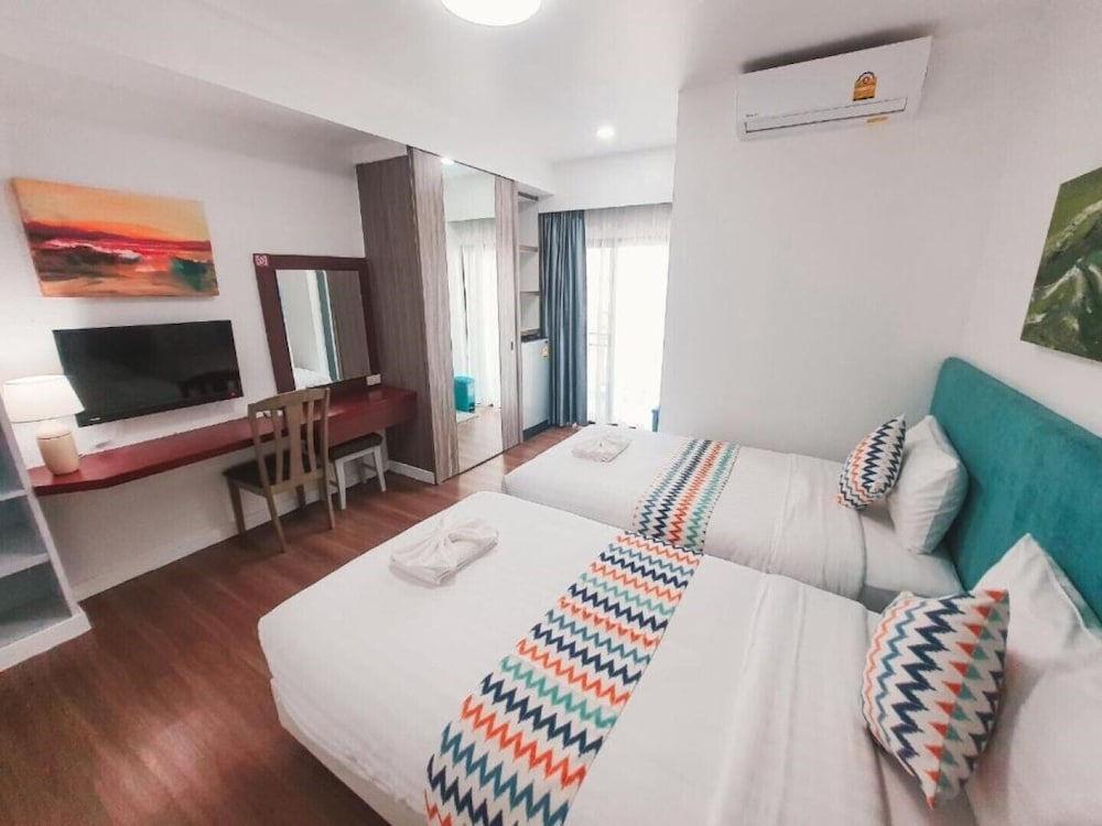 Standard Twin Room - Photo 3