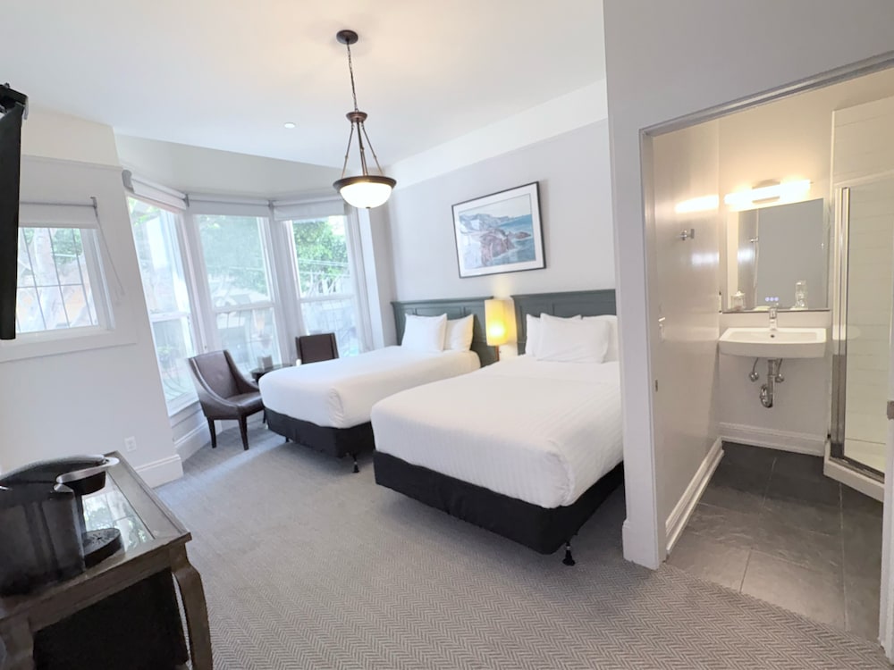 Deluxe Room, 2 Double Beds