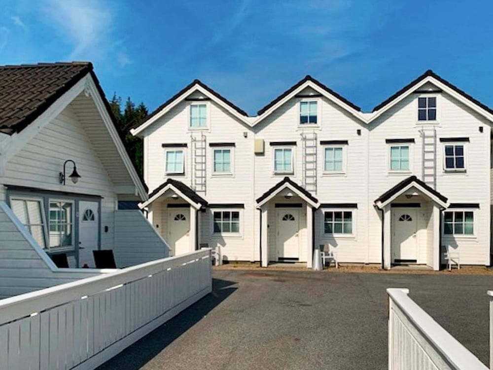 Classic House, 4 Bedrooms photo 2