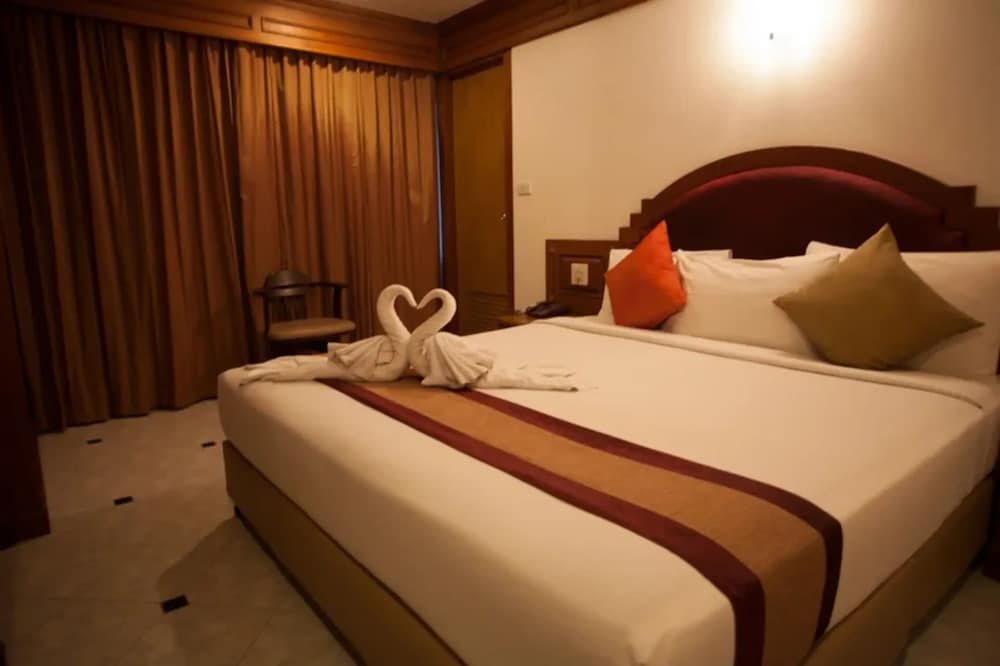 Superior Room, 1 King Bed