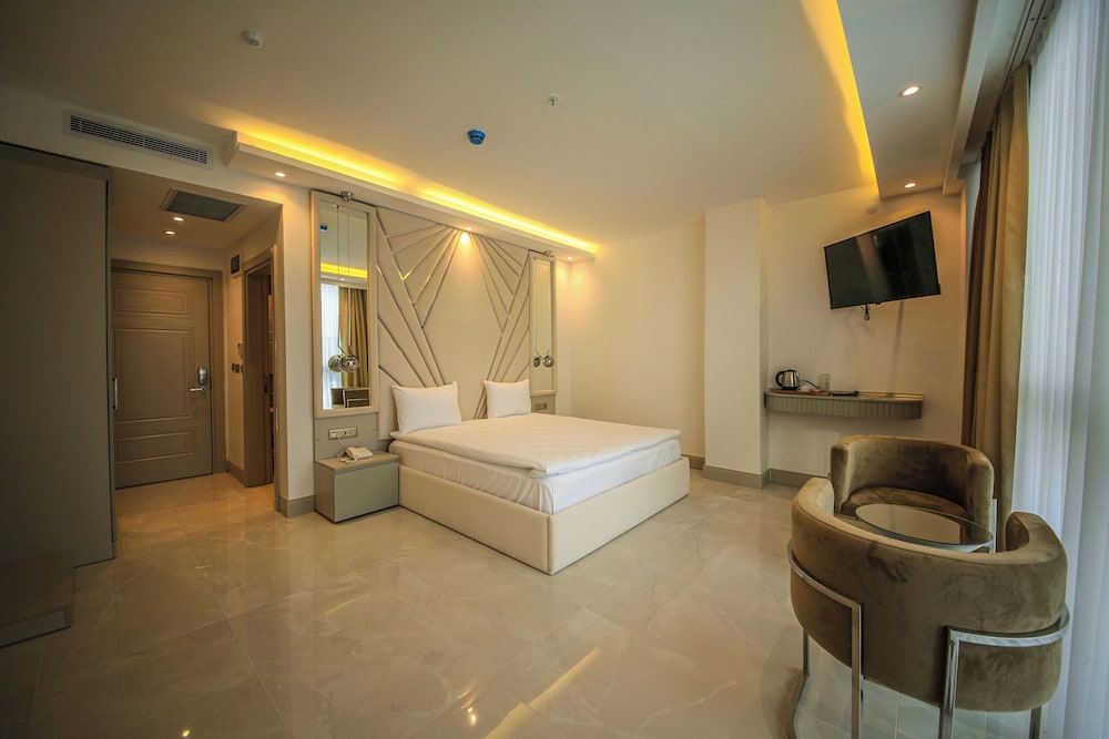 Premium Room, 1 King Bed, Non Smoking, City View photo 1