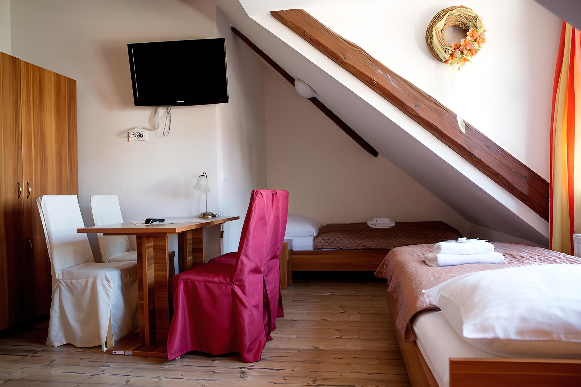 Quadruple Room photo 3