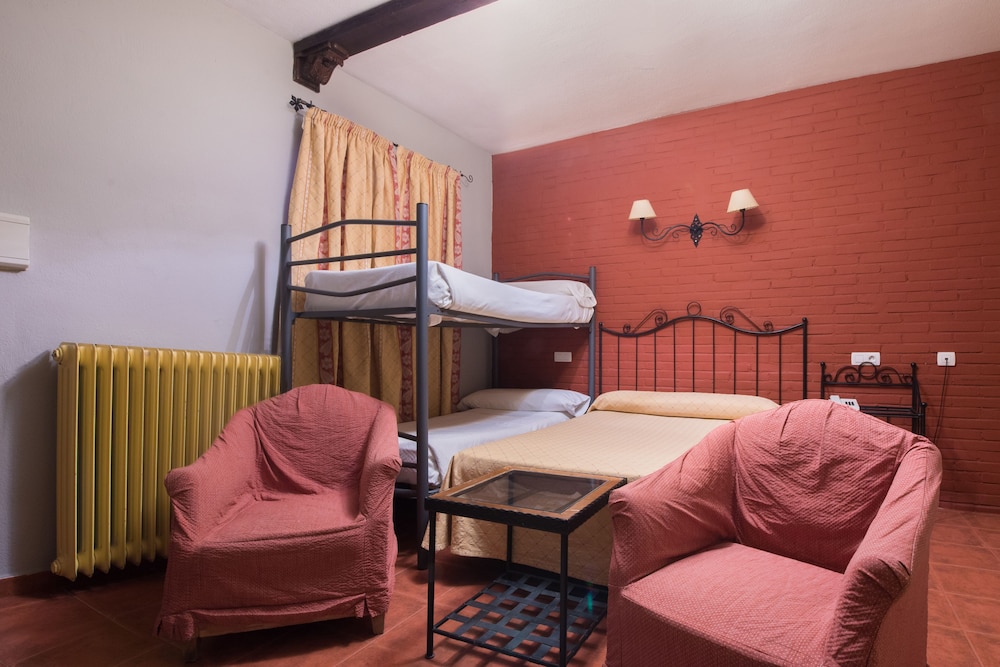Bungalow (3 adults) photo 3