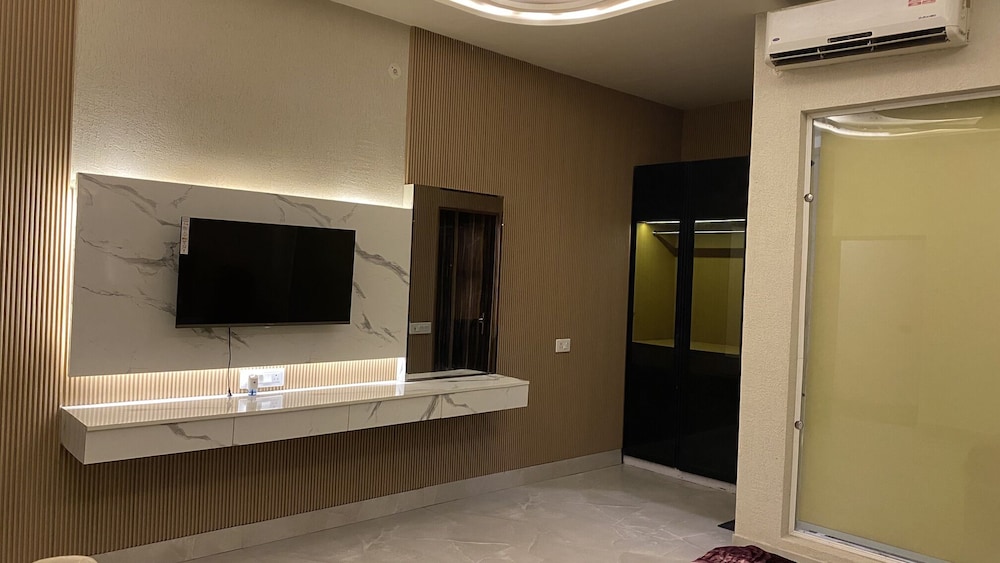 Double or Twin Room, Balcony photo 2