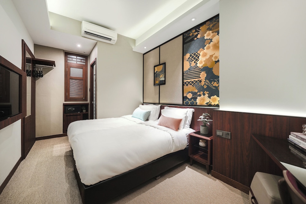 Classic Twin Room (No Window) photo 1