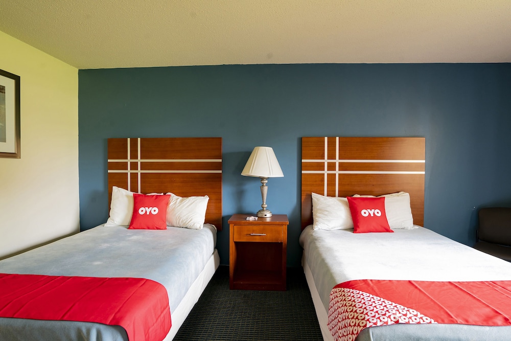 Room, 2 Double Beds, Accessible photo 3