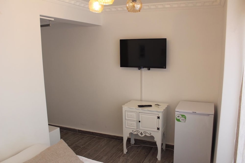 Economy Double Room, 1 Double Bed, Lanai, Sea View photo 1