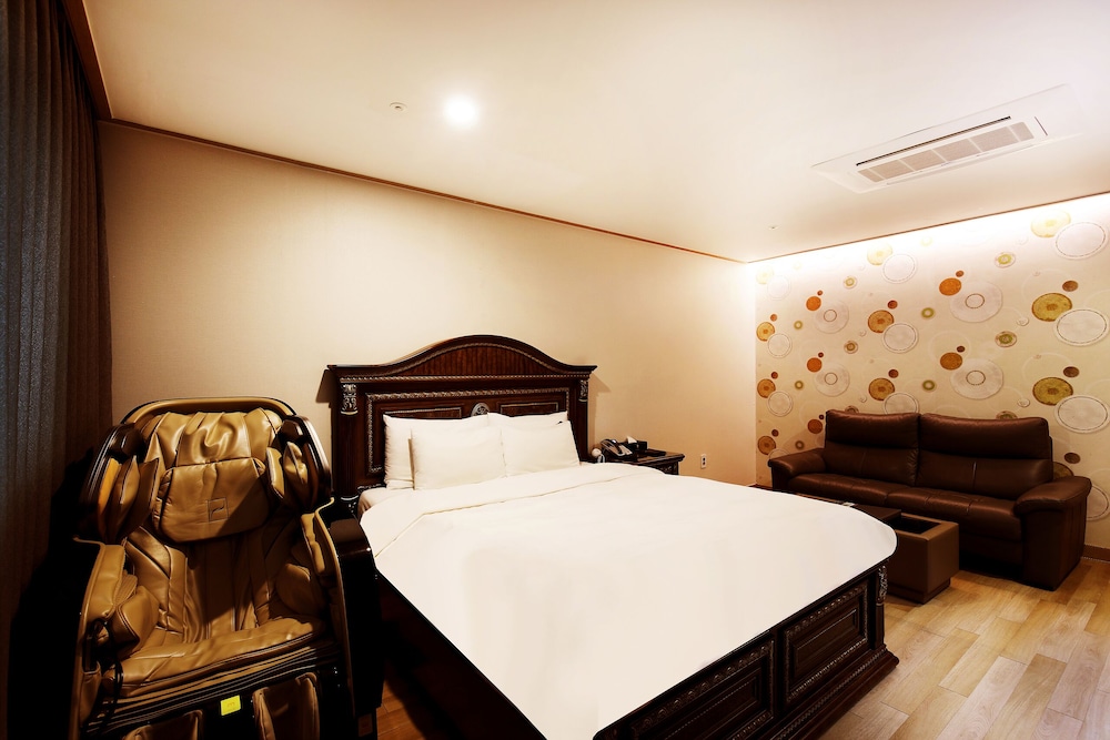 Healing Suite photo 1