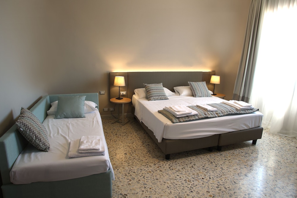 Triple Room photo 3