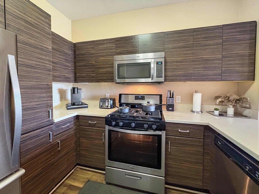 Charming 2BR Retreat Pool Gym 10min to Disneyland, 사진 20