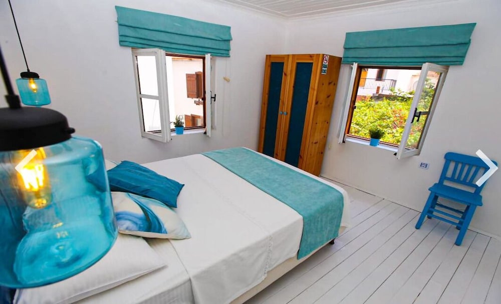 Standard Double Room, City View photo 1