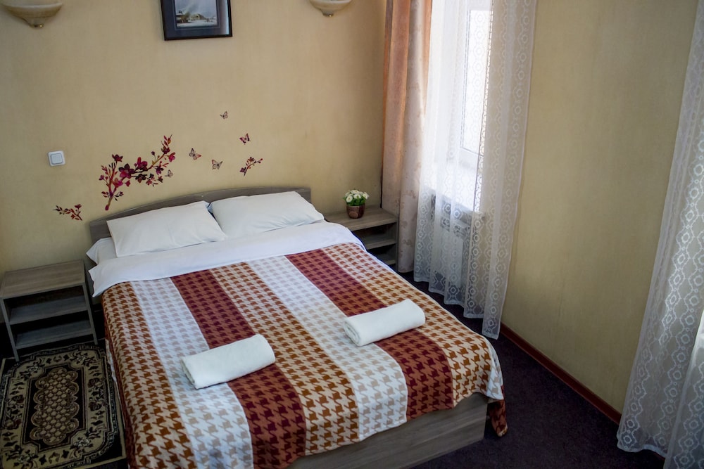 Economy Double Room, Shared Bathroom