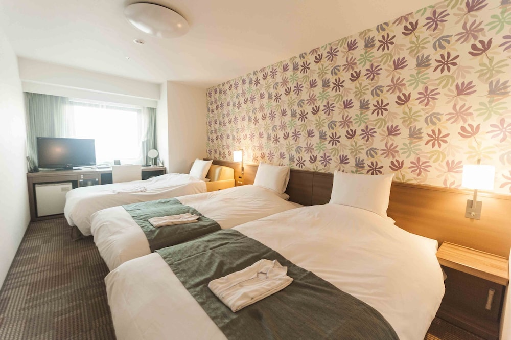 Standard Twin Room, Non Smoking (For 3 people) - Photo 4