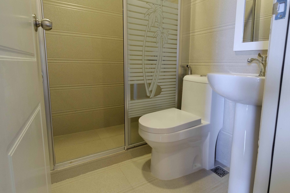 Deluxe Triple Room - Photo 5