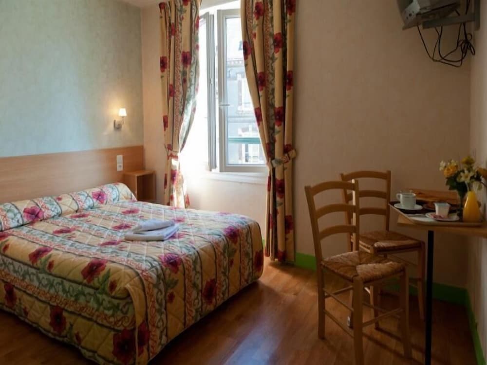 Standard Double Room photo 3