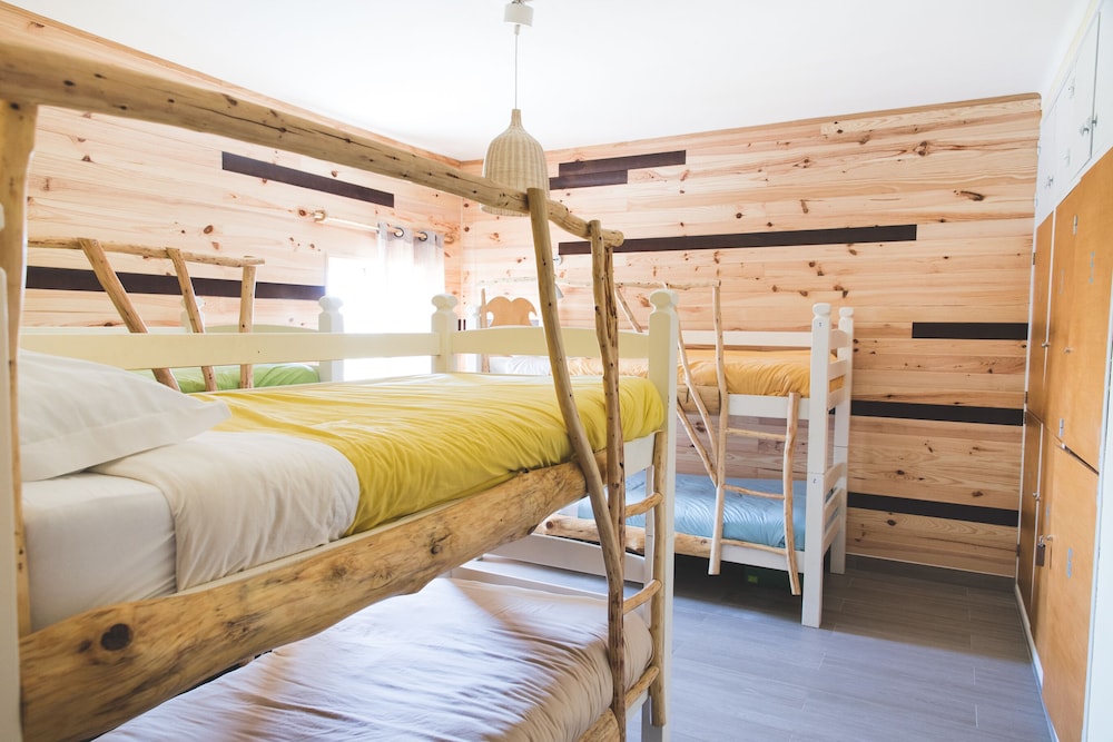 Basic Shared Dormitory, 2 Bedrooms photo 3