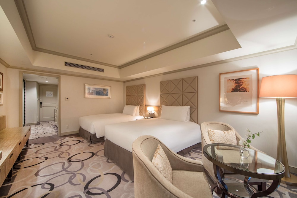Twin Superior Deluxe – Non-Smoking – 40sqm – Reinbow bridge and Tokyo Bay View