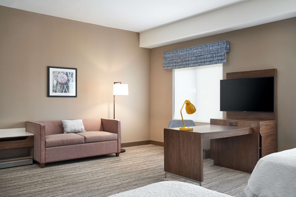 Suite, 2 Queen Beds, Accessible (Wet Bar) photo 2