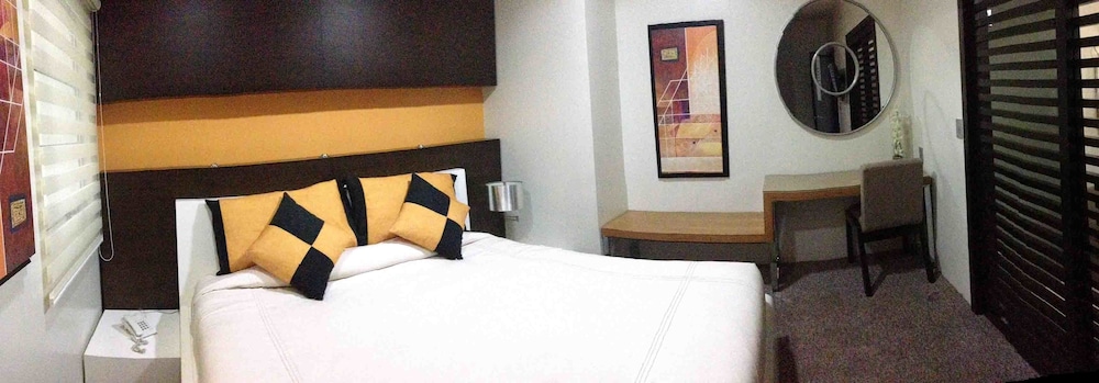 Superior Room, 1 King Bed