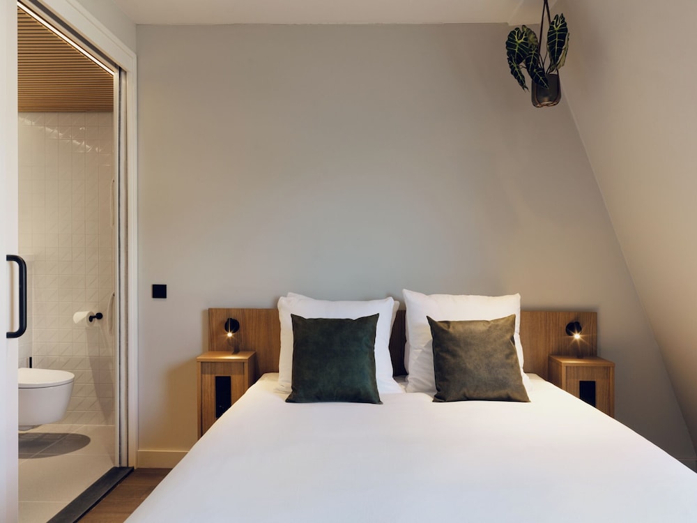 Comfort Room, City View photo 3