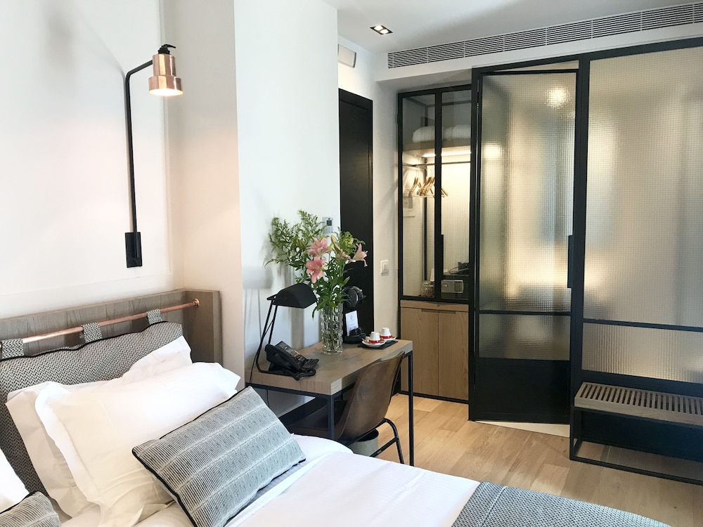 Nook Double Room, Terrace - Photo 4