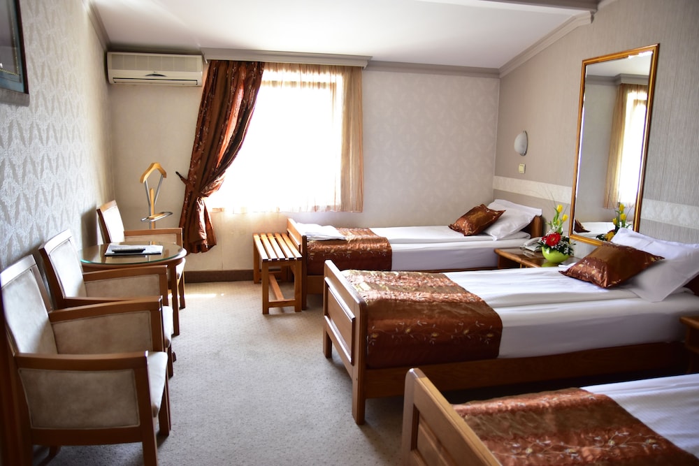 Family Triple Room photo 1