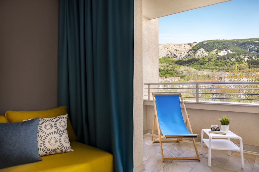 Superior Room for 2+2 photo 3